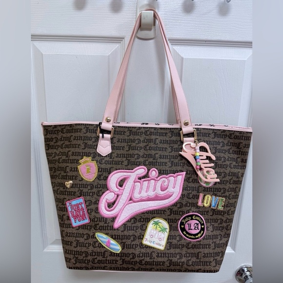 Juicy Couture Handbags - NWT Juicy Couture Juicy Run the World Tote in Taupe/Dk Brown w/ Pink Trim